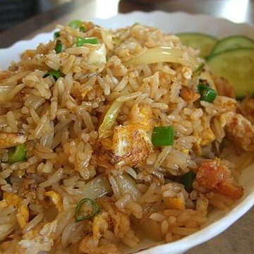ข้าวผัดปู, เฮียให้